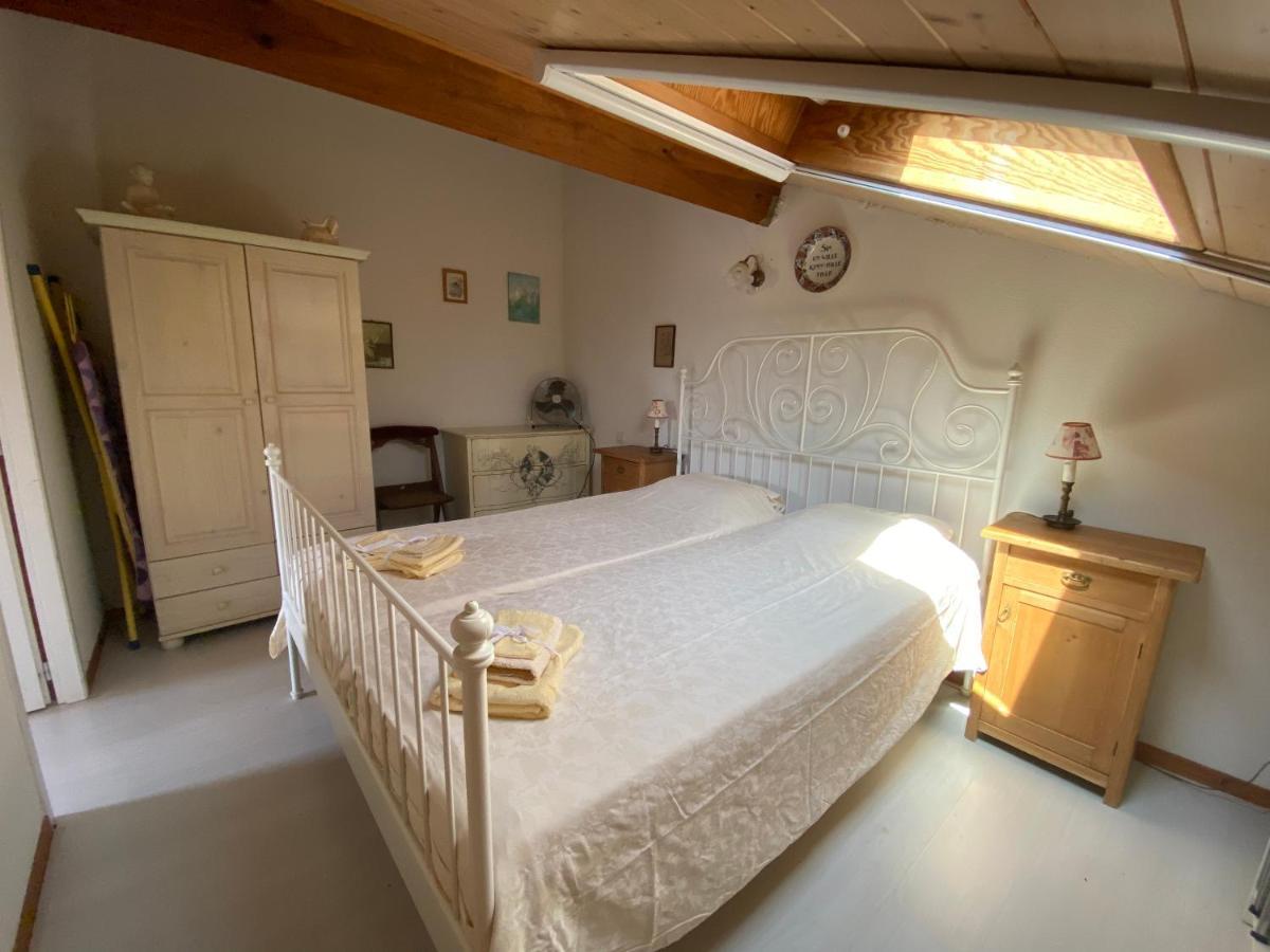 Maison De Vacances Village Ocelandes Saint-Julien-en-Born Bagian luar foto